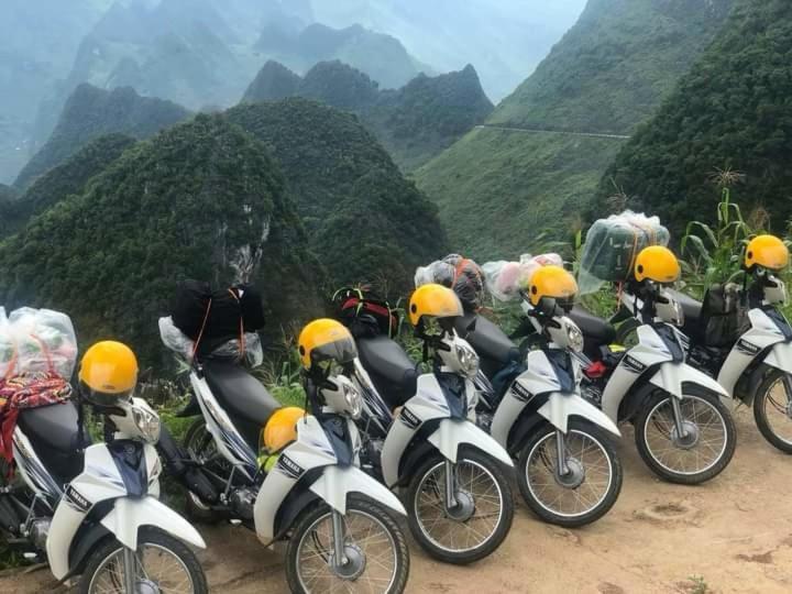 Rocks Ha Giang Hostel & Tour Kültér fotó
